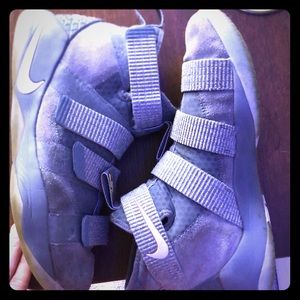 Lebron soldier 11‘s